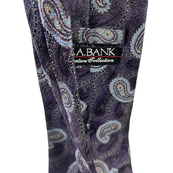 Jos A Bank Signature Collection Mens Purple Blue Paisley Neck Tie Necktie Silk - Picture 2 of 16